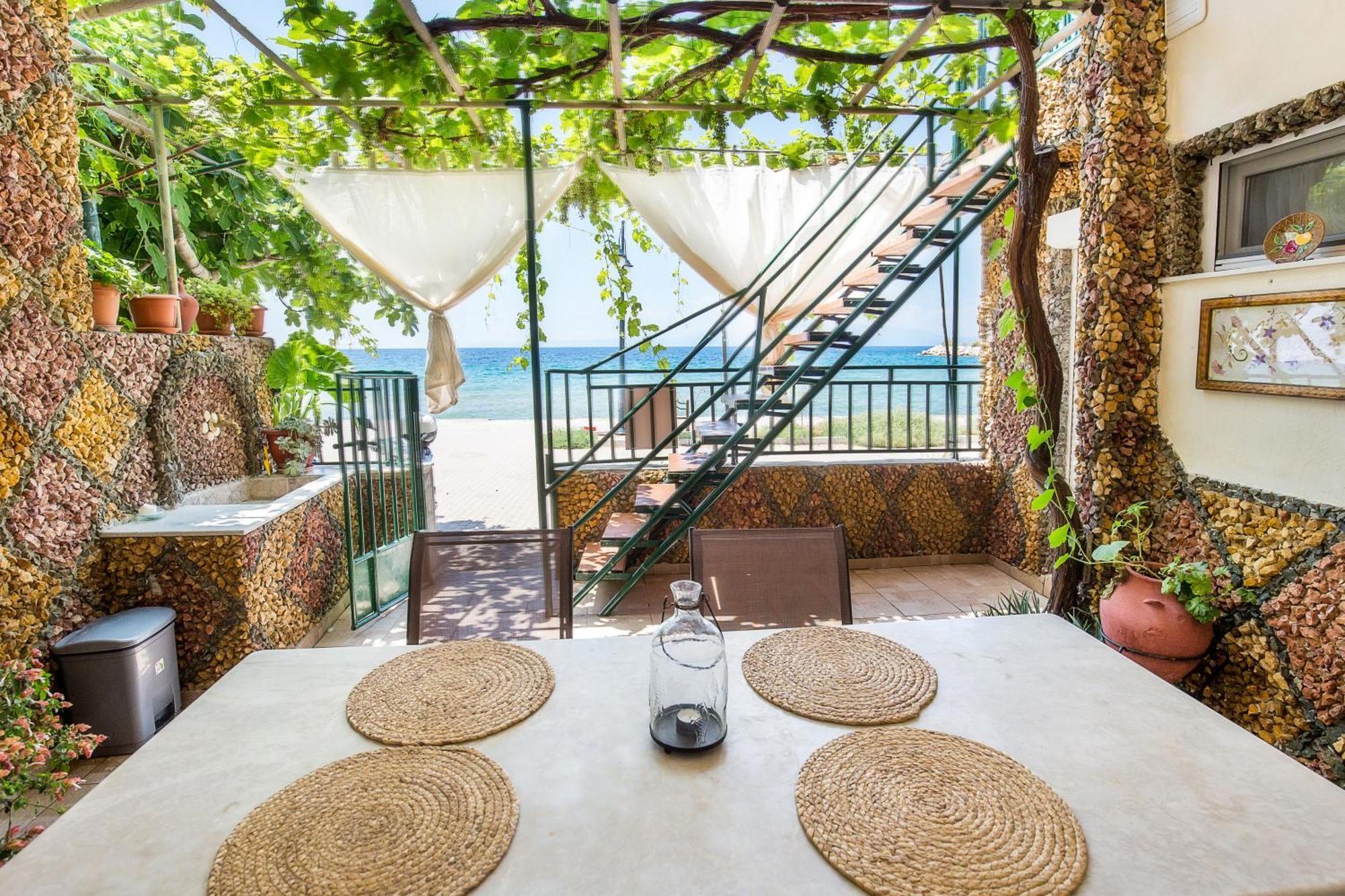 Golden Sunset Beach Apartment Skala Kallirakhis Exterior photo